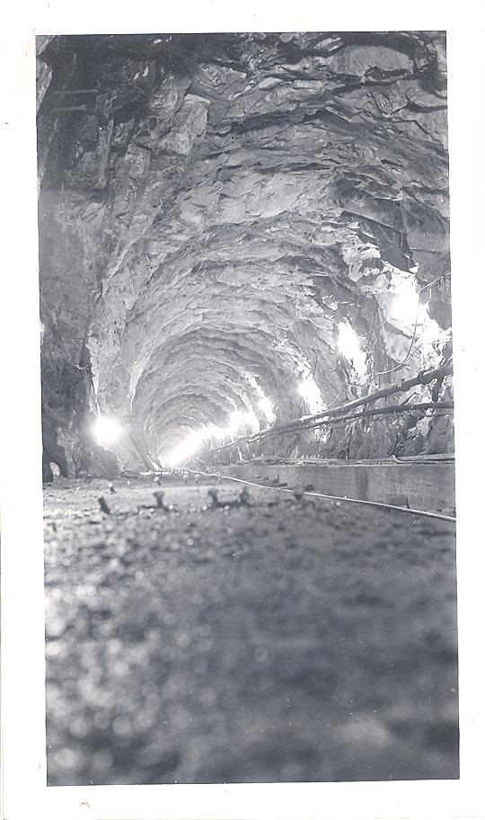 The 1,066-m (3,500-foot) tunnel under construction, used to transport water from the intake structure on Hays Lake to the powerhouse on Lake Superior.
